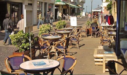 Hotel Le Neptune Soulac-sur-Mer Exterior foto
